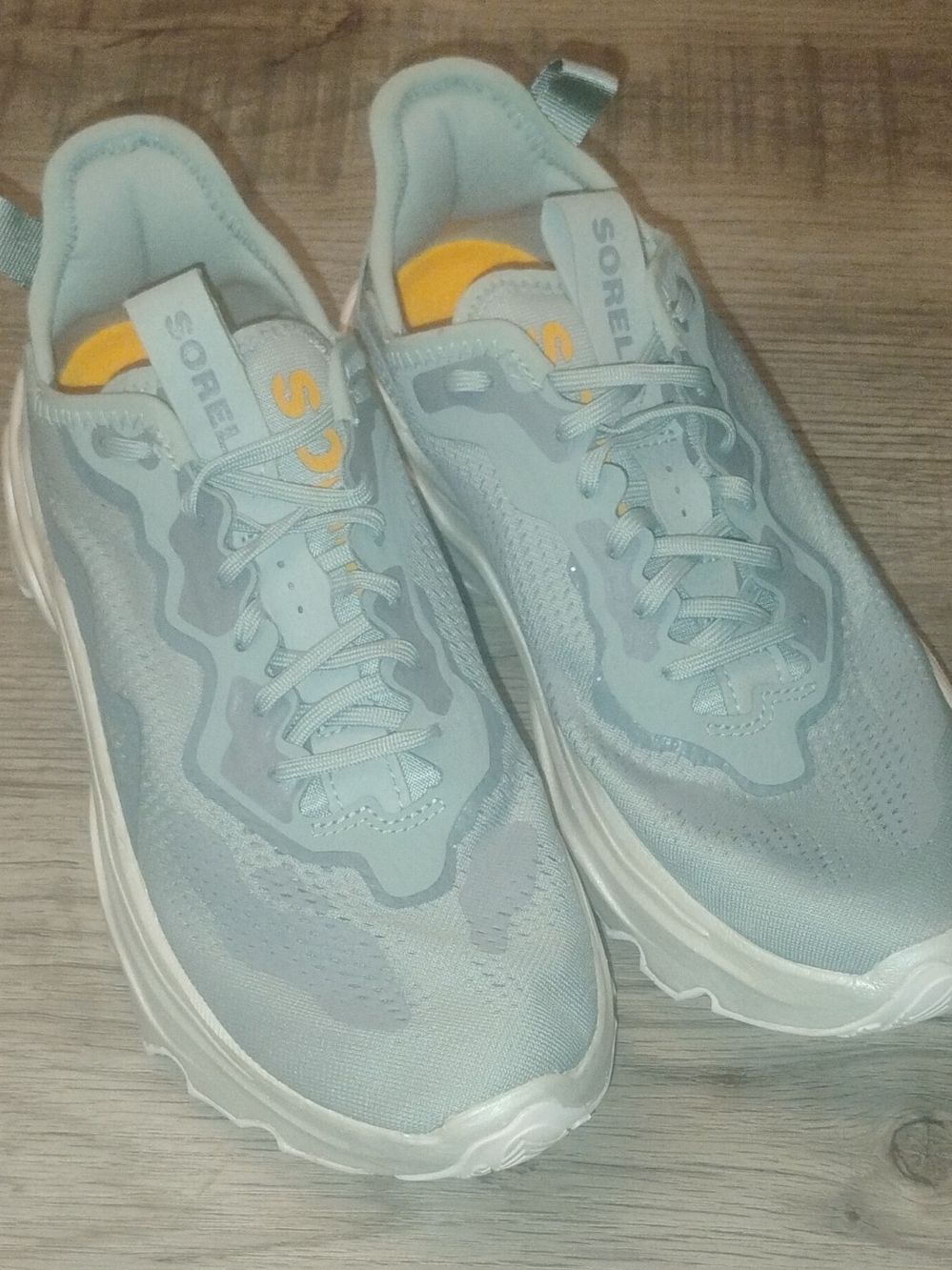 Sorel Women's Light Gray Athletic Sneakers with Yellow Accents